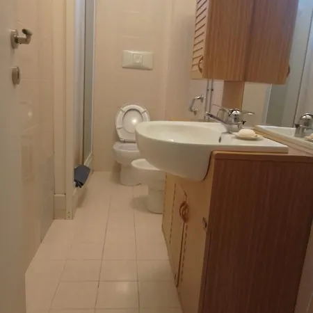 Piccola Camera Singola Centrale Beb Guest house